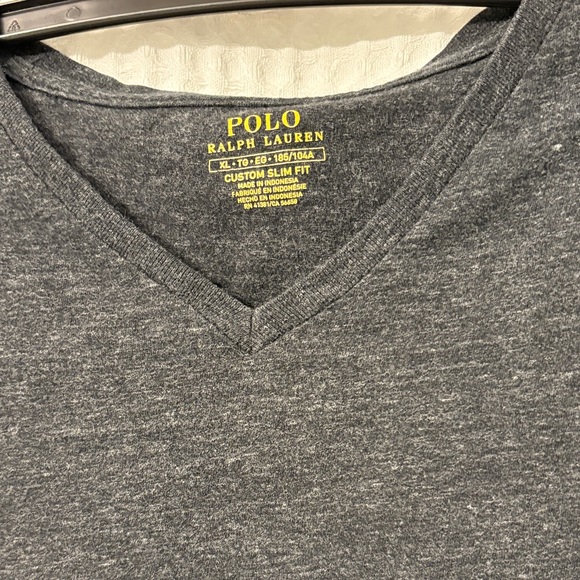 Polo by Ralph Lauren Men's Charcoal V-Neck Tee Size XL - Picture 4 of 5